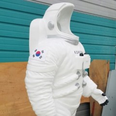 조형물_제작_FRP 조형물 캐릭터 조형물 설치_FRP_제작_시공_캐릭터_포토존_벤치 우주인 조형물