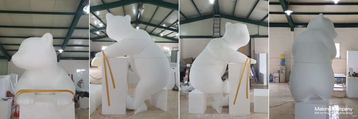 도림교회 건물 외벽 대형 아기곰 FRP 동물 조형물 제작